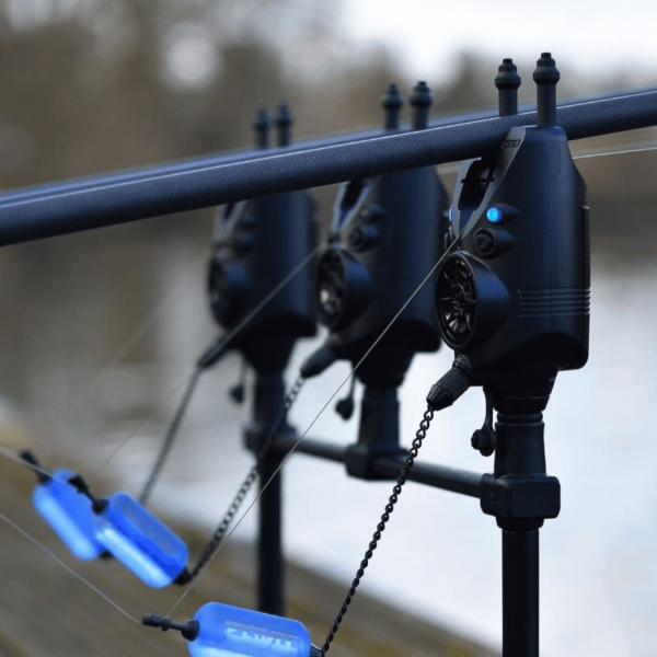 NASH TITAN T2 CAMO BIVVY + NASH SIREN R4 3 ROD PRES SET OR CASH - Image 6