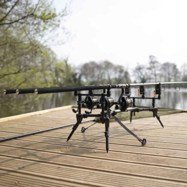 AVID CARP LOK DOWN COMPACT POD
