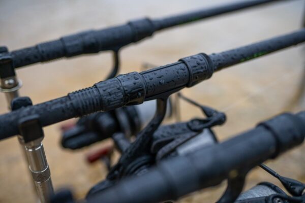 KORDA KAIZEN GREEN CARP RODS + 5 INSTANT WINS - Image 5