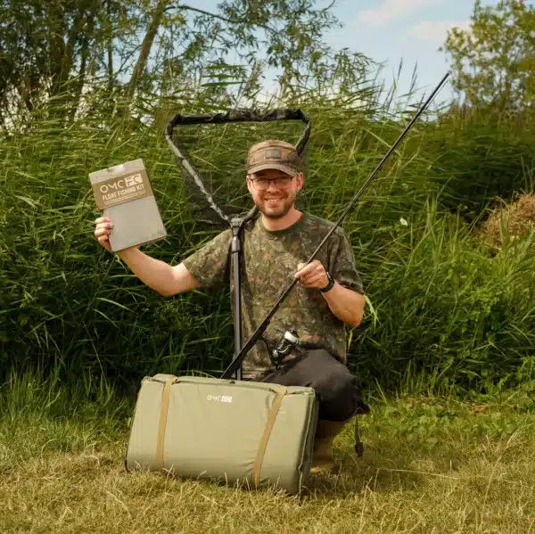 OMC FLOAT FISHING BUNDLE OR CASH - Image 2