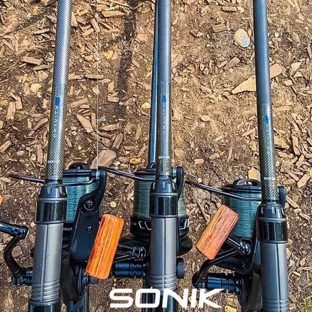 3 X SONIK GRAVITY CARP RODS OR CASH